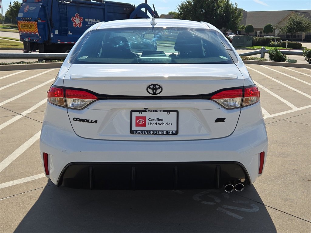 2025 Toyota Corolla SE photo 3