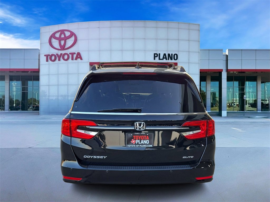 Used 2023 Honda Odyssey Elite Passenger Van