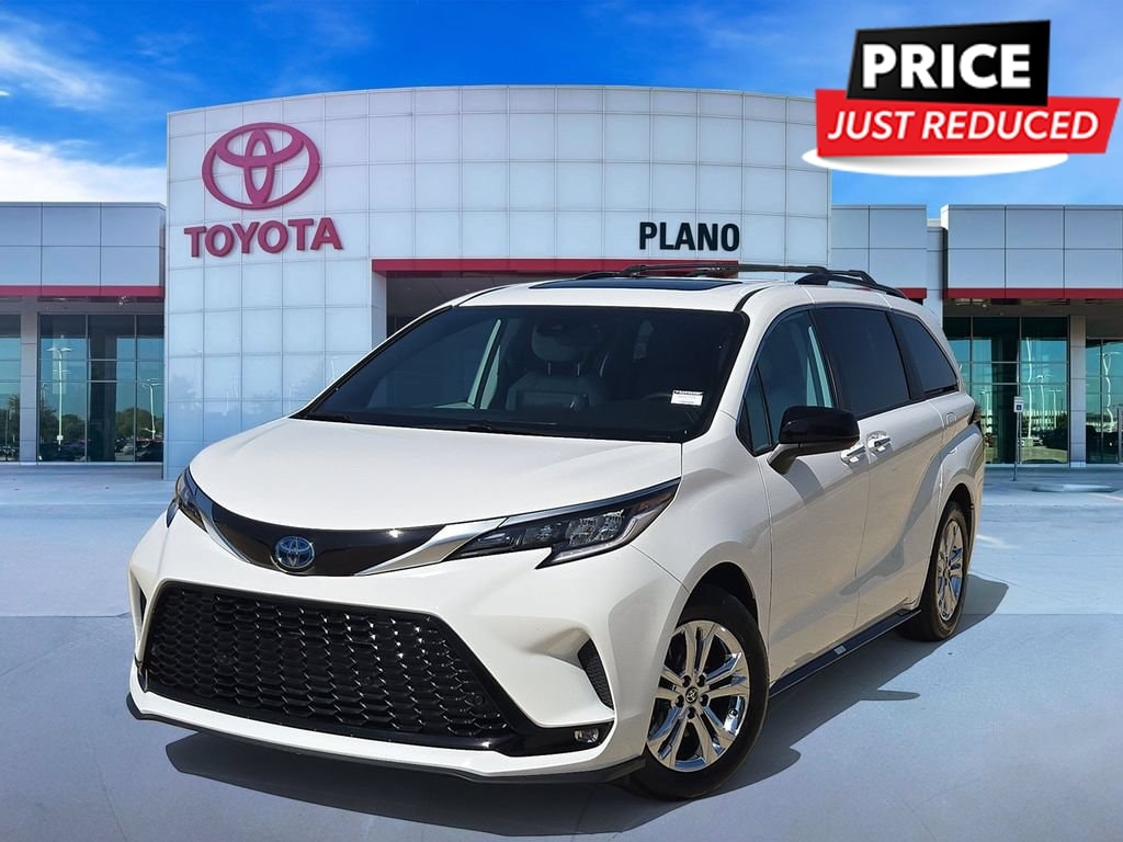 Used 2023 Toyota Sienna XSE Passenger Van