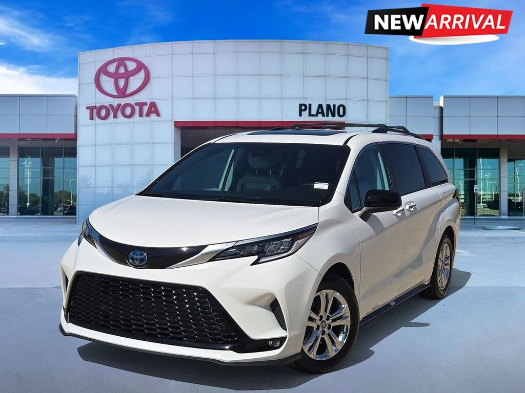 Used 2023 Toyota Sienna XSE Passenger Van