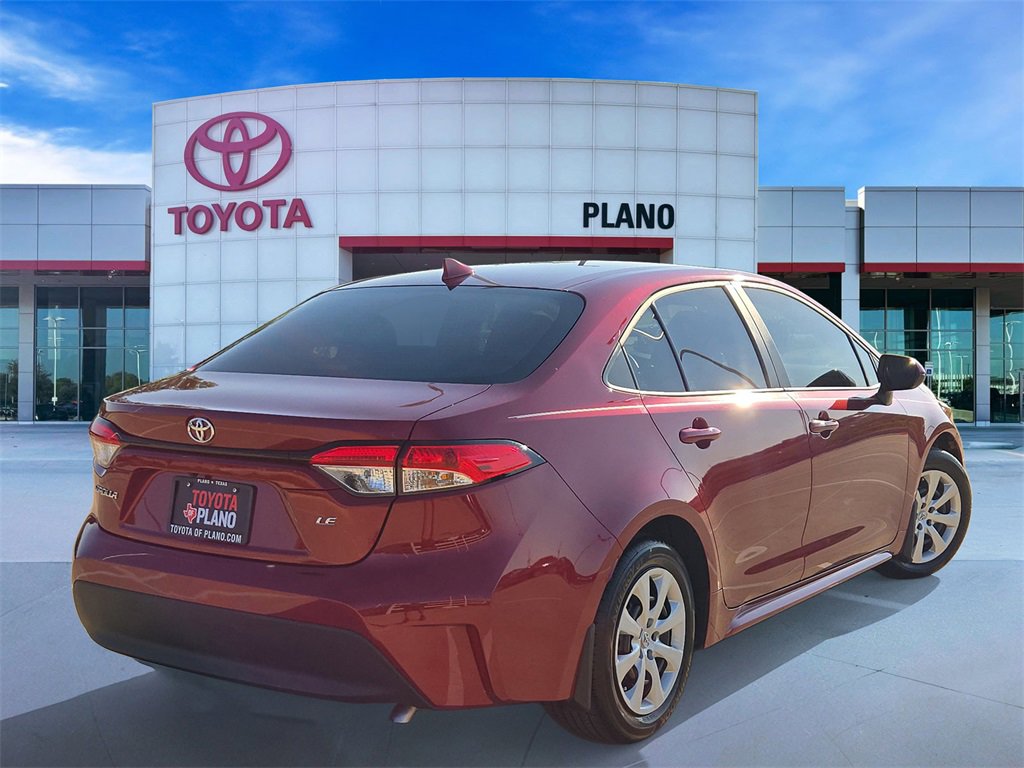 2024 Toyota Corolla LE photo 4