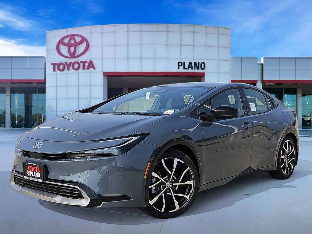 2026 Toyota Prius XSE Premium's photo