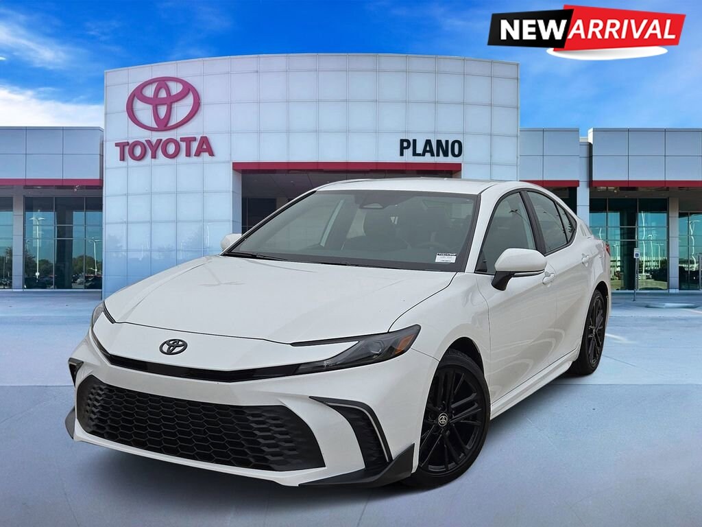 Used 2026 Toyota Camry SE Sedan