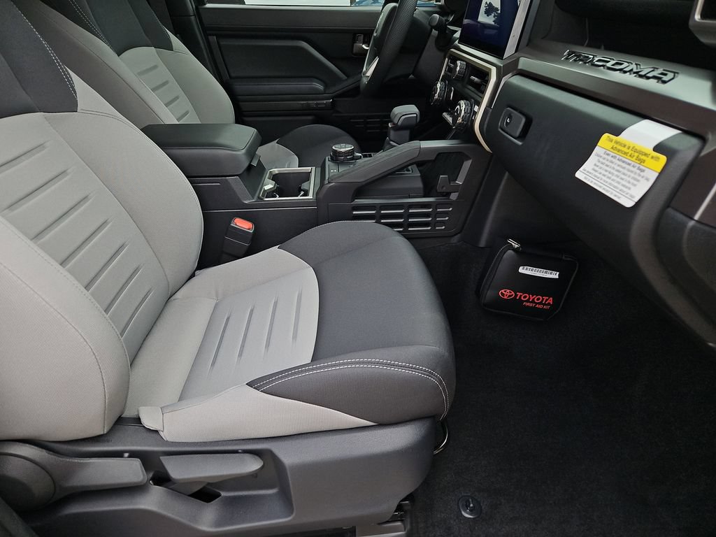 2025 Toyota Tacoma TRD Off Road - Photo 11