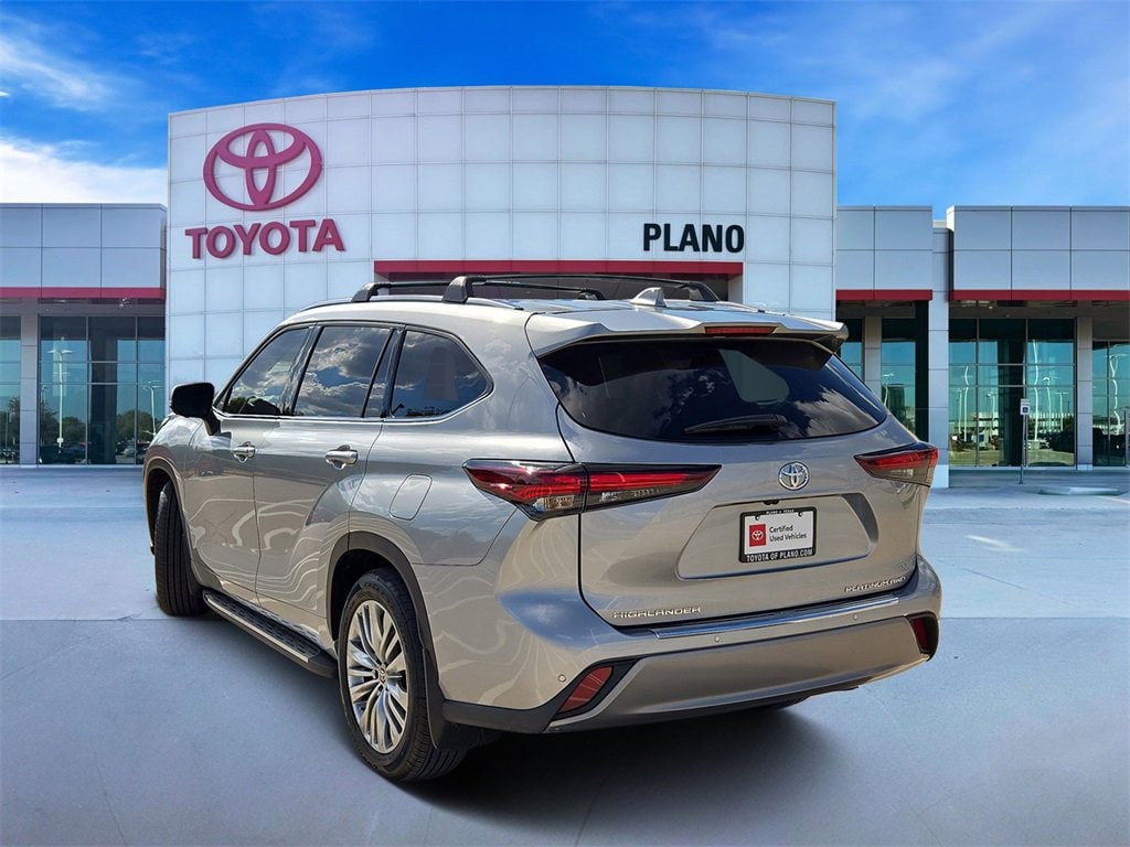 Certified 2025 Toyota Highlander Platinum Sport Utility
