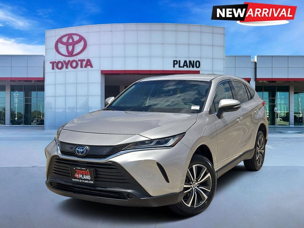 2023 Toyota Venza LE Hybrid AWD's photo