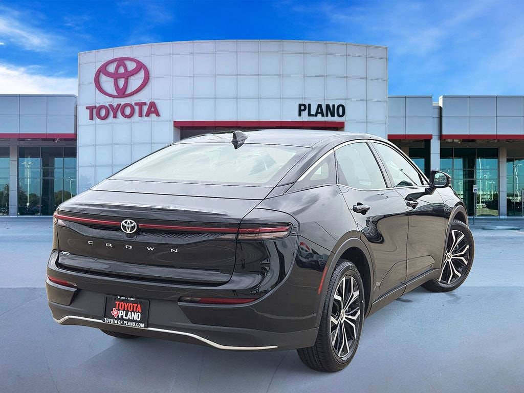 Used 2023 Toyota Crown XLE Sedan