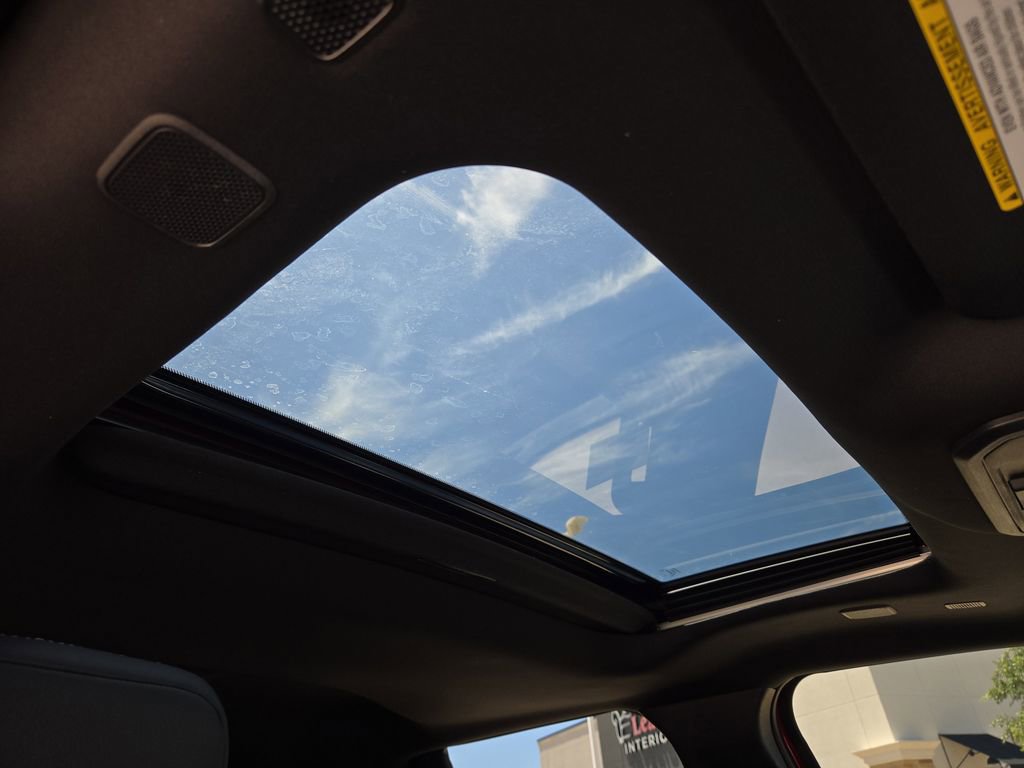 2025 Toyota Tacoma Limited - Photo 13