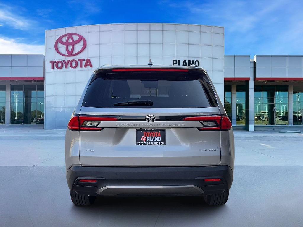 Used 2024 Toyota Grand Highlander Limited Sport Utility