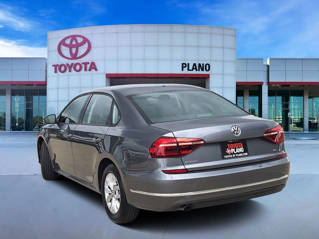 Used 2018 Volkswagen Passat S with VIN 1VWAA7A38JC024918 for sale in Plano, TX