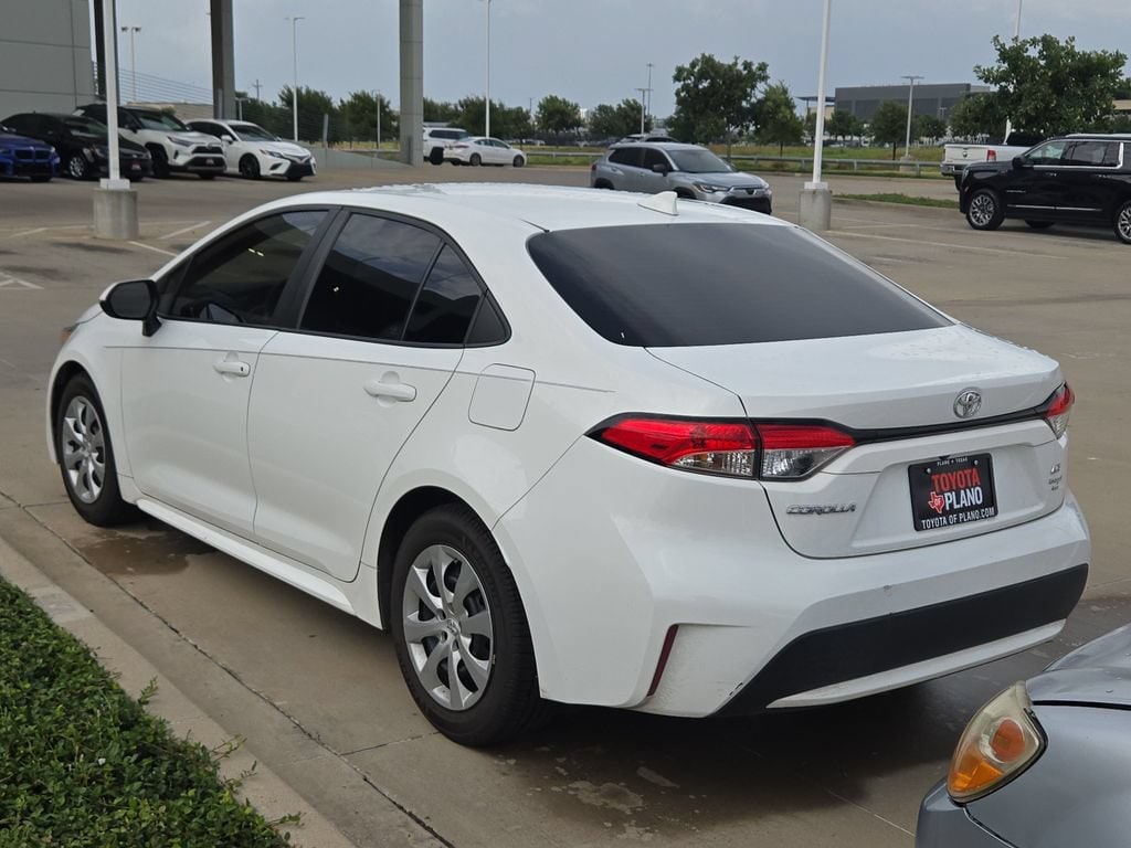 Used 2020 Toyota Corolla LE Sedan