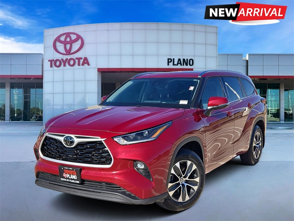 2021 Toyota Highlander XLE's photo