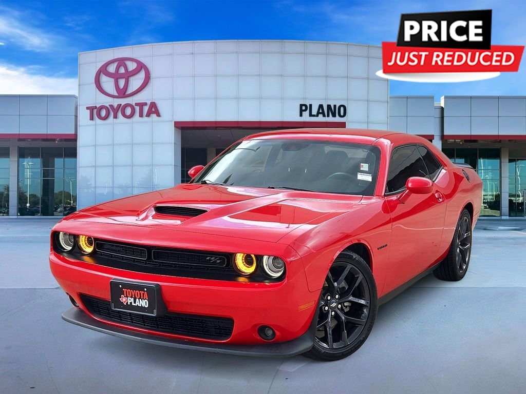 2021 Dodge Challenger R/T's photo