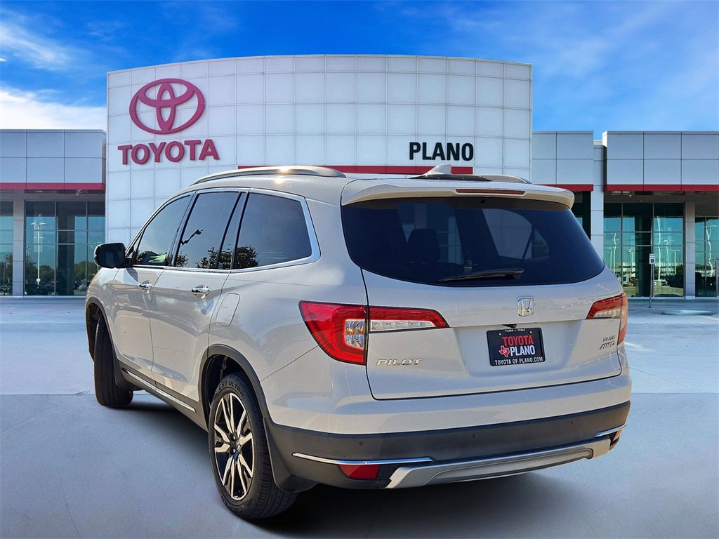 2020 Honda Pilot Elite Sport photo 2