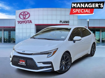 2025 Toyota Corolla Hybrid SE Sedan
