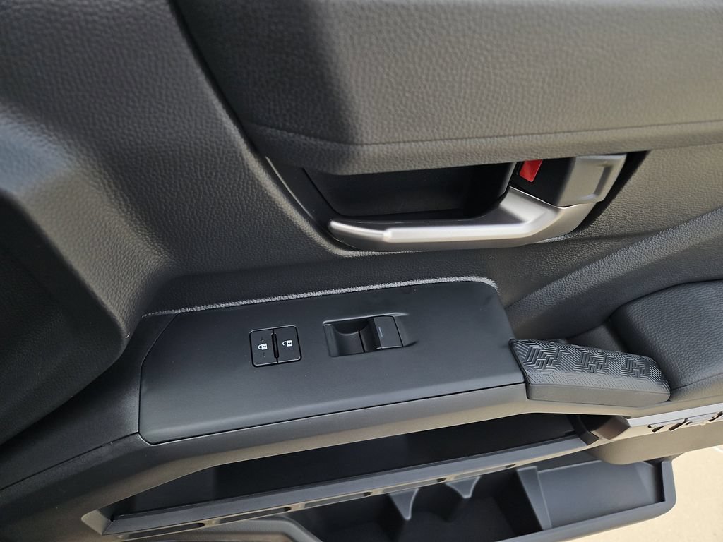 2025 Toyota Tacoma TRD Off Road - Photo 12