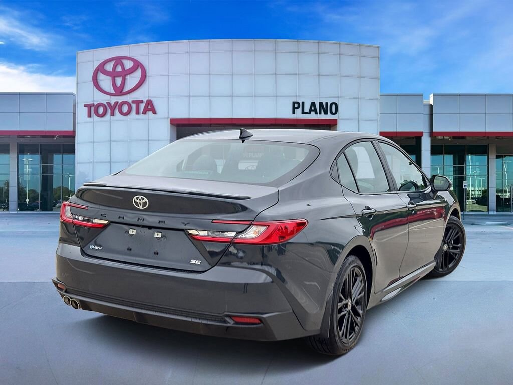 Used 2026 Toyota Camry SE Sedan