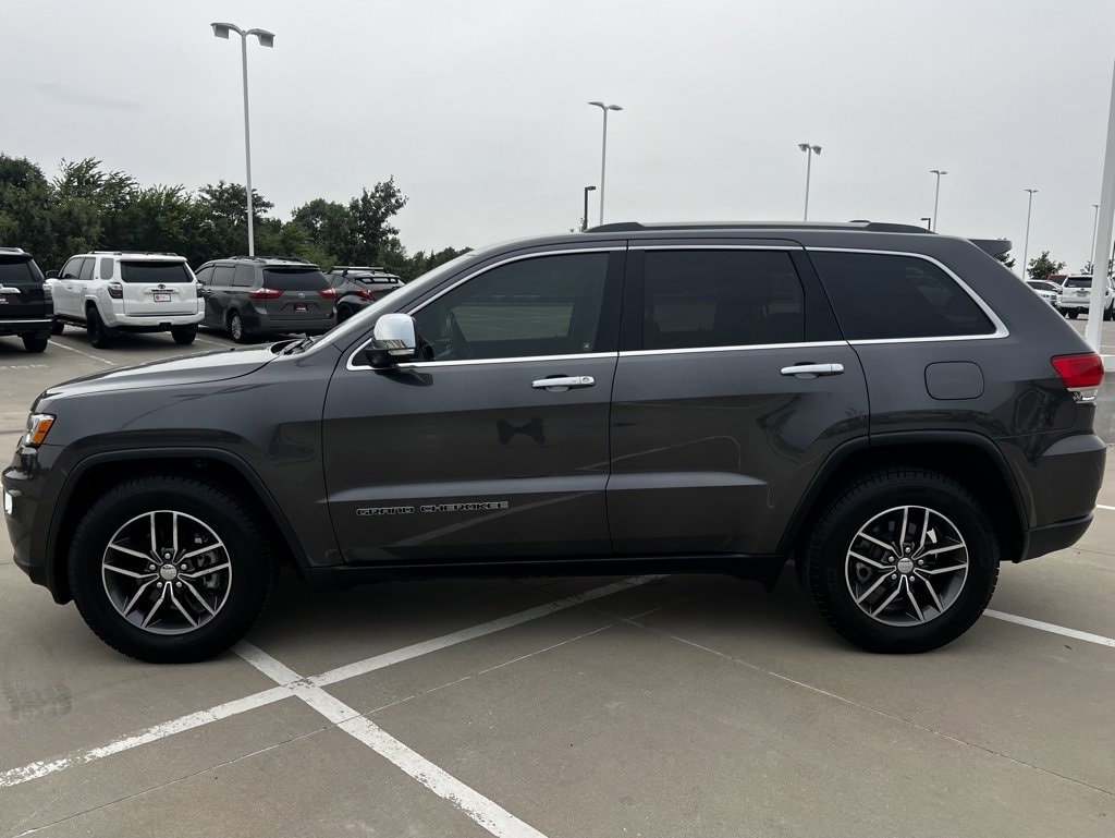 Used 2018 Jeep Grand Cherokee Limited with VIN 1C4RJEBG0JC438531 for sale in Plano, TX