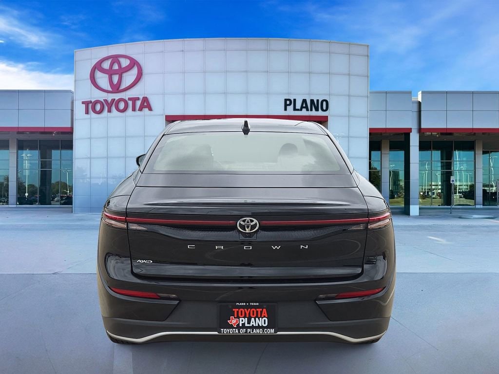 Used 2023 Toyota Crown XLE Sedan
