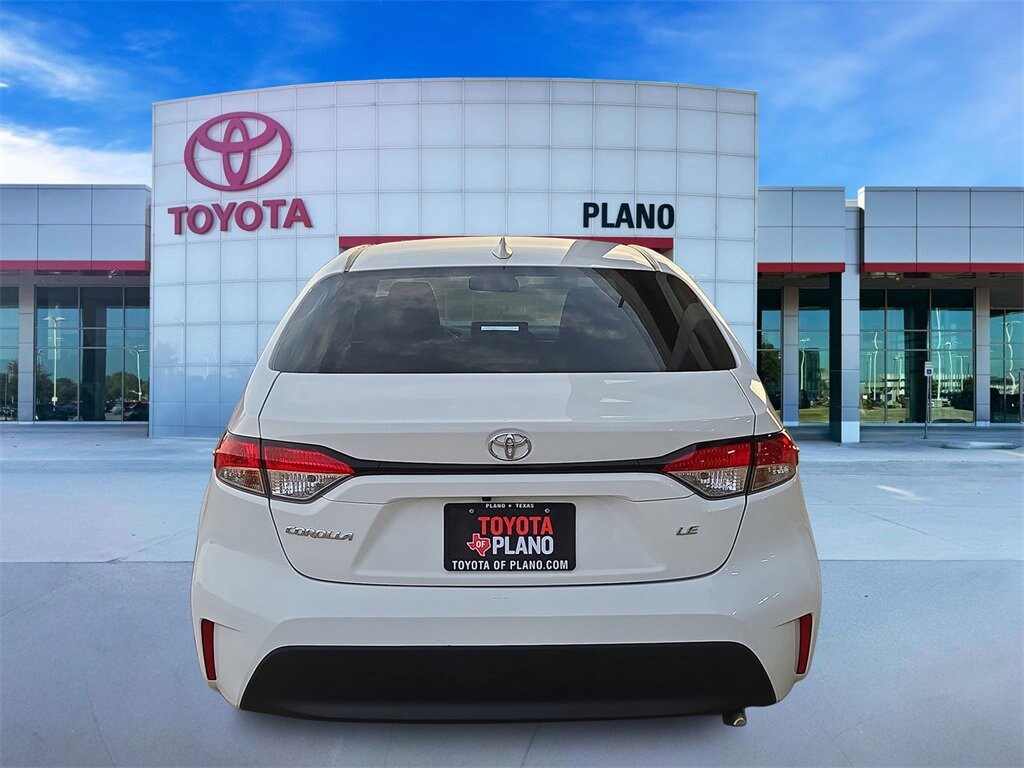 Used 2024 Toyota Corolla LE Sedan