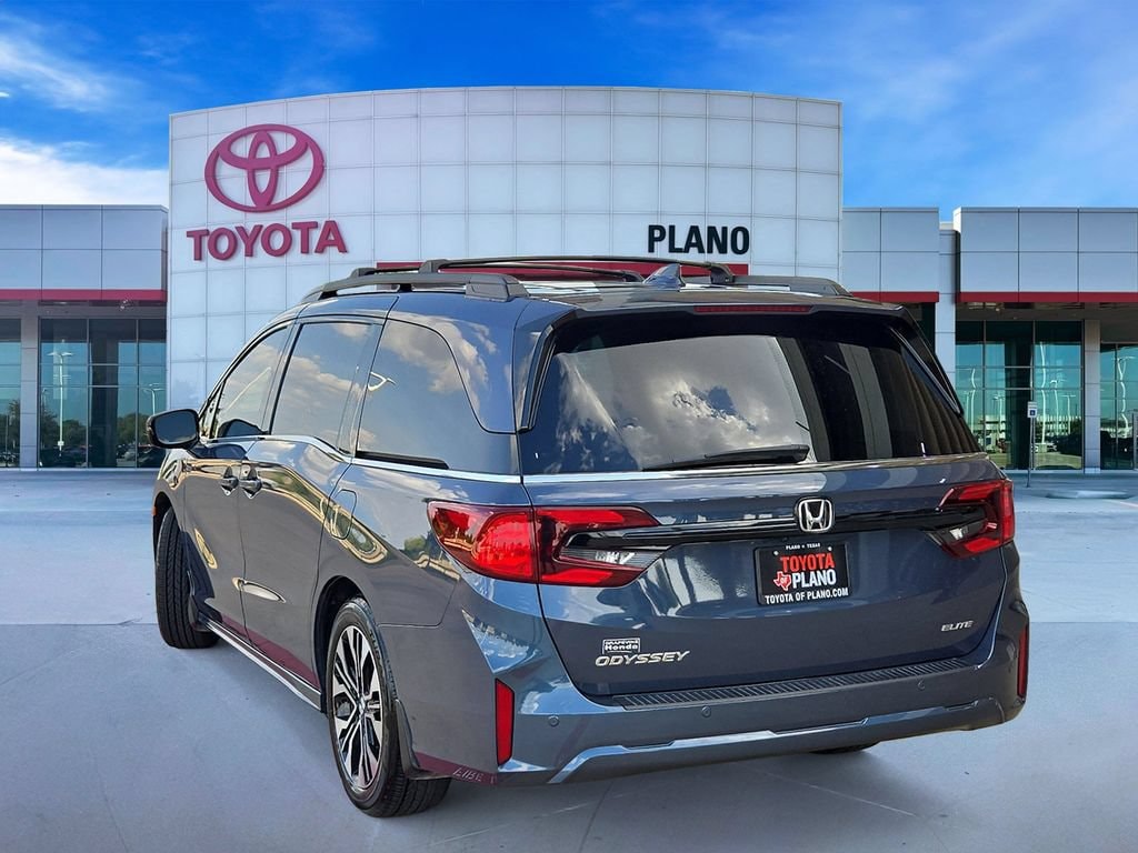 Used 2025 Honda Odyssey Elite Passenger Van