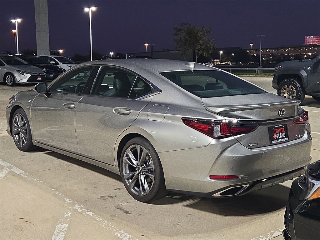 2021 Lexus ES 350 F SPORT photo 2