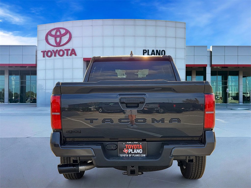 2025 Toyota Tacoma SR5 photo 3