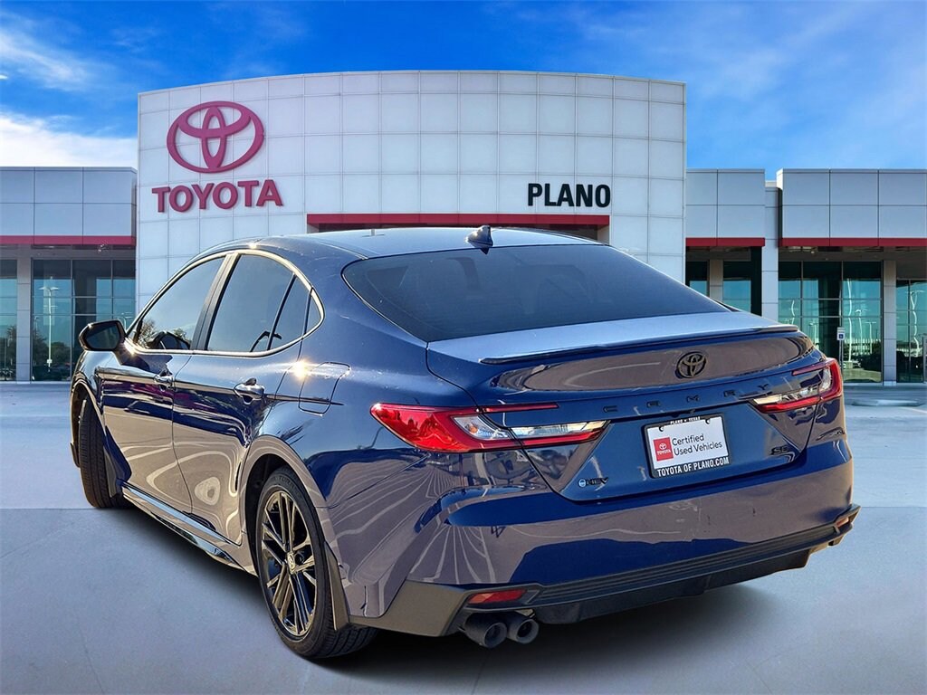 Used 2025 Toyota Camry SE Sedan