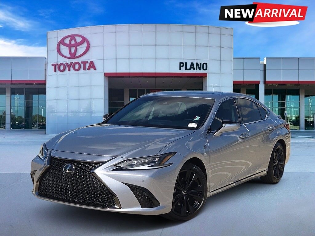 2024 Lexus ES Hybrid