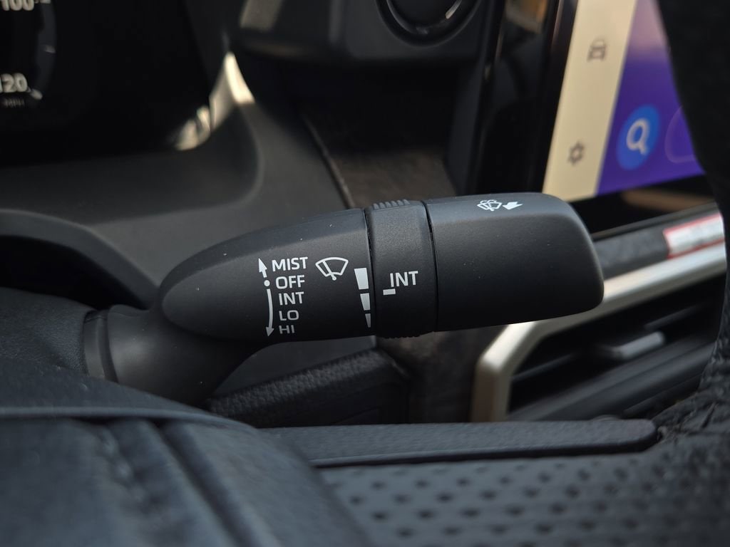 2025 Toyota Tacoma Limited - Photo 30