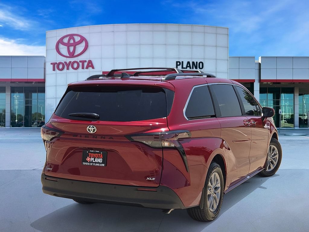 Used 2026 Toyota Sienna XLE Passenger Van