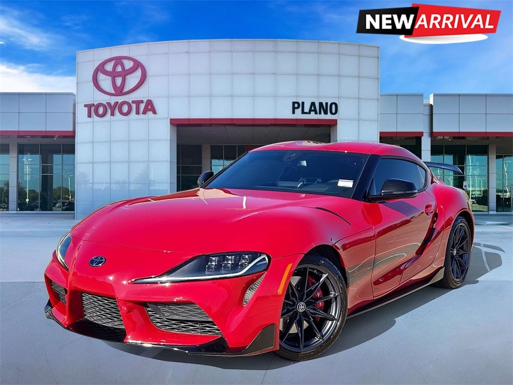 2025 Toyota Supra Premium's photo