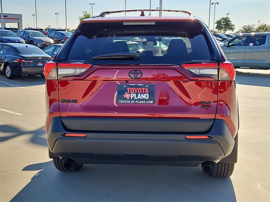 2025 Toyota RAV4 XLE Premium photo 3
