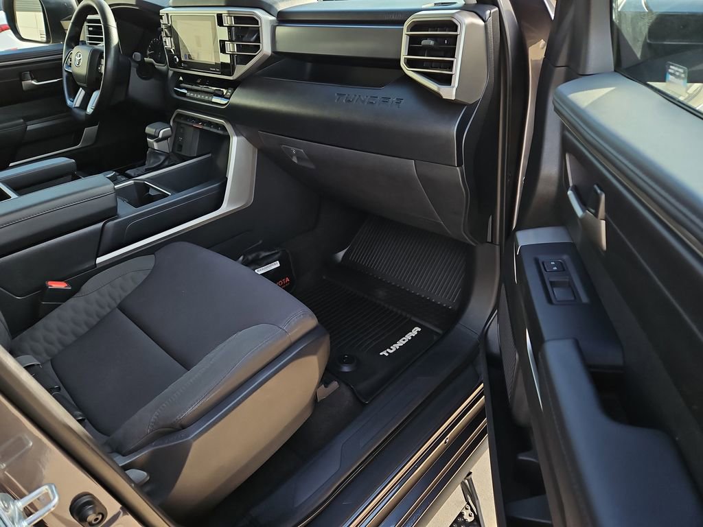 2023 Toyota Tundra SR5 - Photo 10