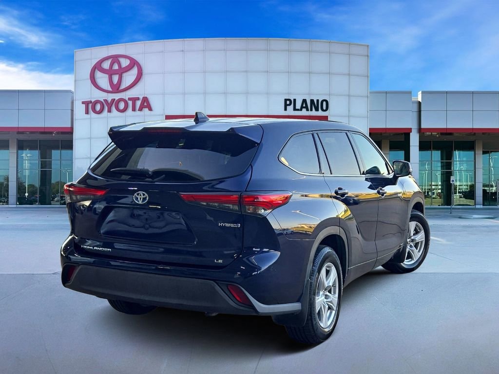 Used 2021 Toyota Highlander Hybrid LE Sport Utility