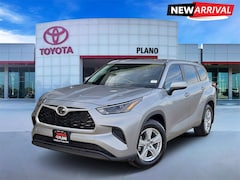 Used 2023 Toyota Highlander L Sport Utility near Dallas, TX