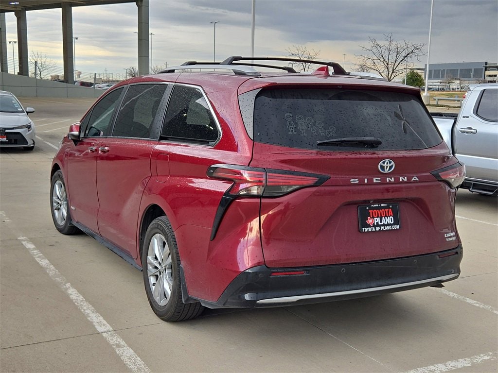 Used 2021 Toyota Sienna Limited Passenger Van