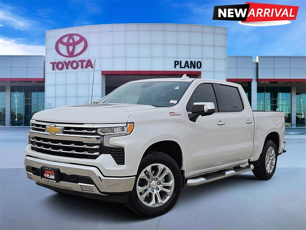 2025 Chevrolet Silverado 1500 LTZ's photo