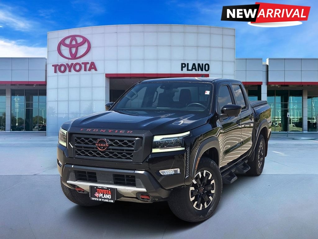 2022 Nissan Frontier PRO-4X Crew Cab 4X4's photo