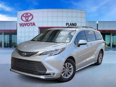 Used 2021 Toyota Sienna XLE Passenger Van near McKinney, TX