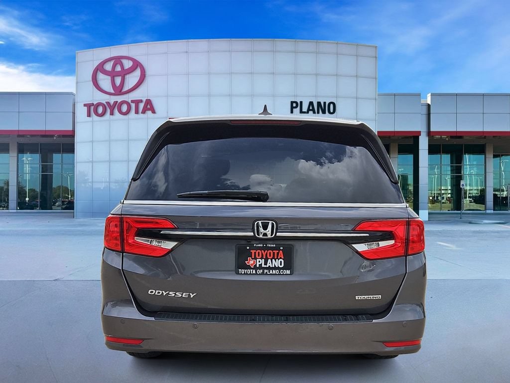 Used 2022 Honda Odyssey Touring Passenger Van