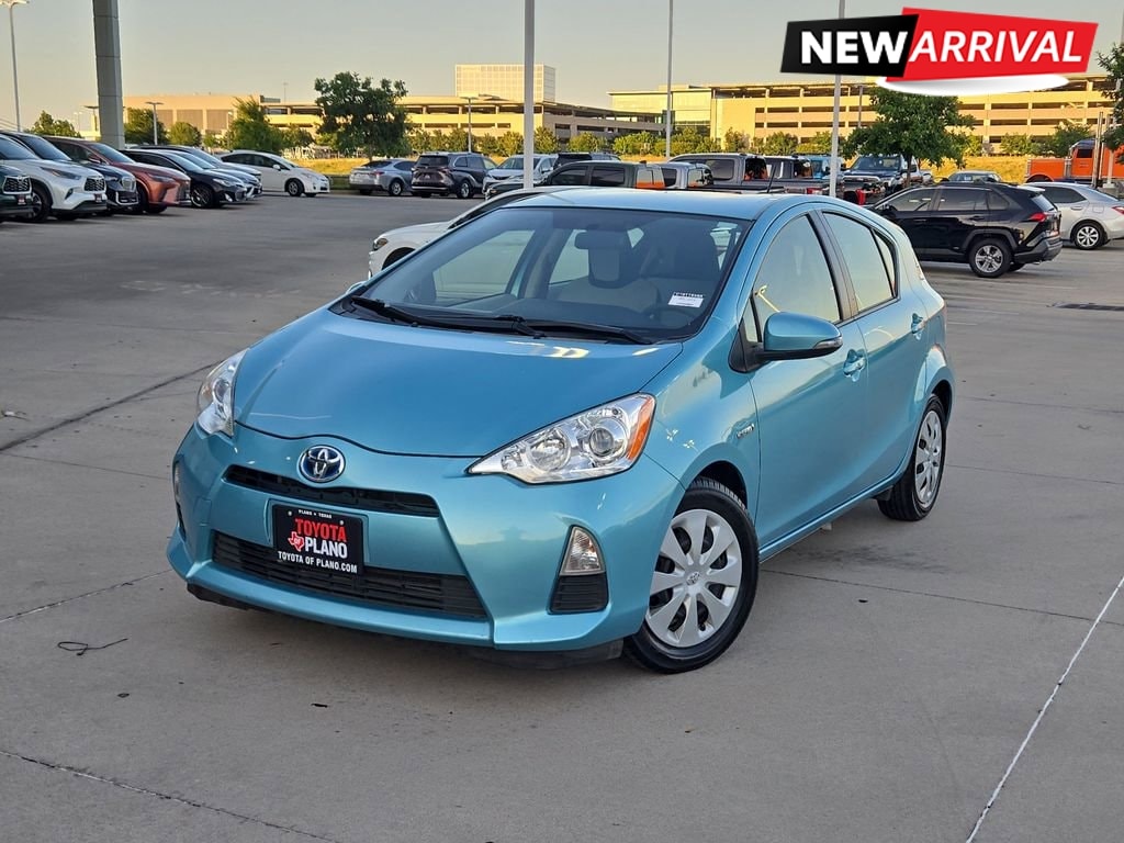 2012 Toyota Prius c One's photo