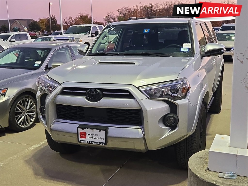 2023 Toyota 4Runner TRD Off-Road Premium's photo