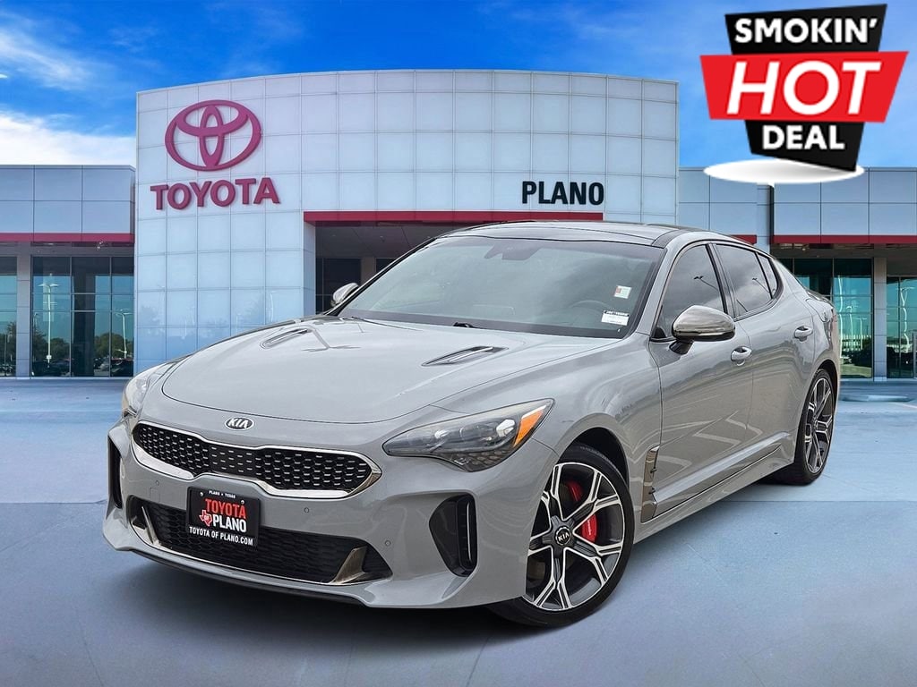 2018 Kia Stinger GT2 AWD's photo