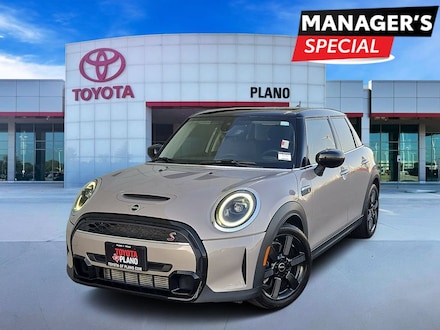 2023 MINI Cooper S Signature Hatchback