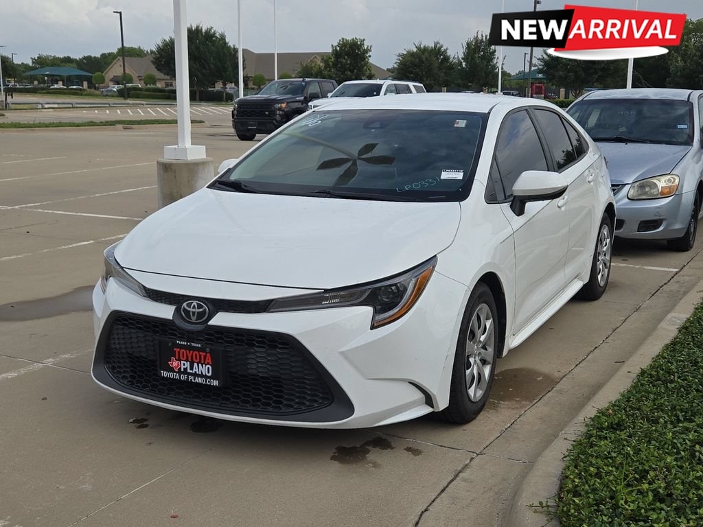 Used 2020 Toyota Corolla LE Sedan