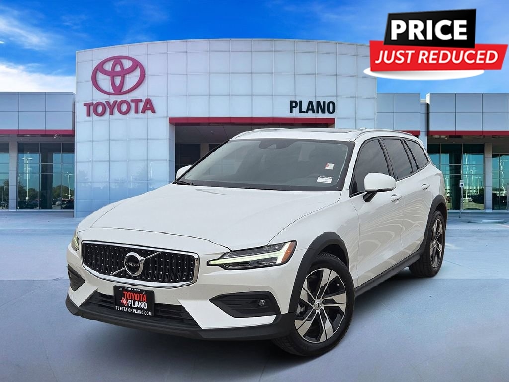 2021 Volvo V60 Cross Country