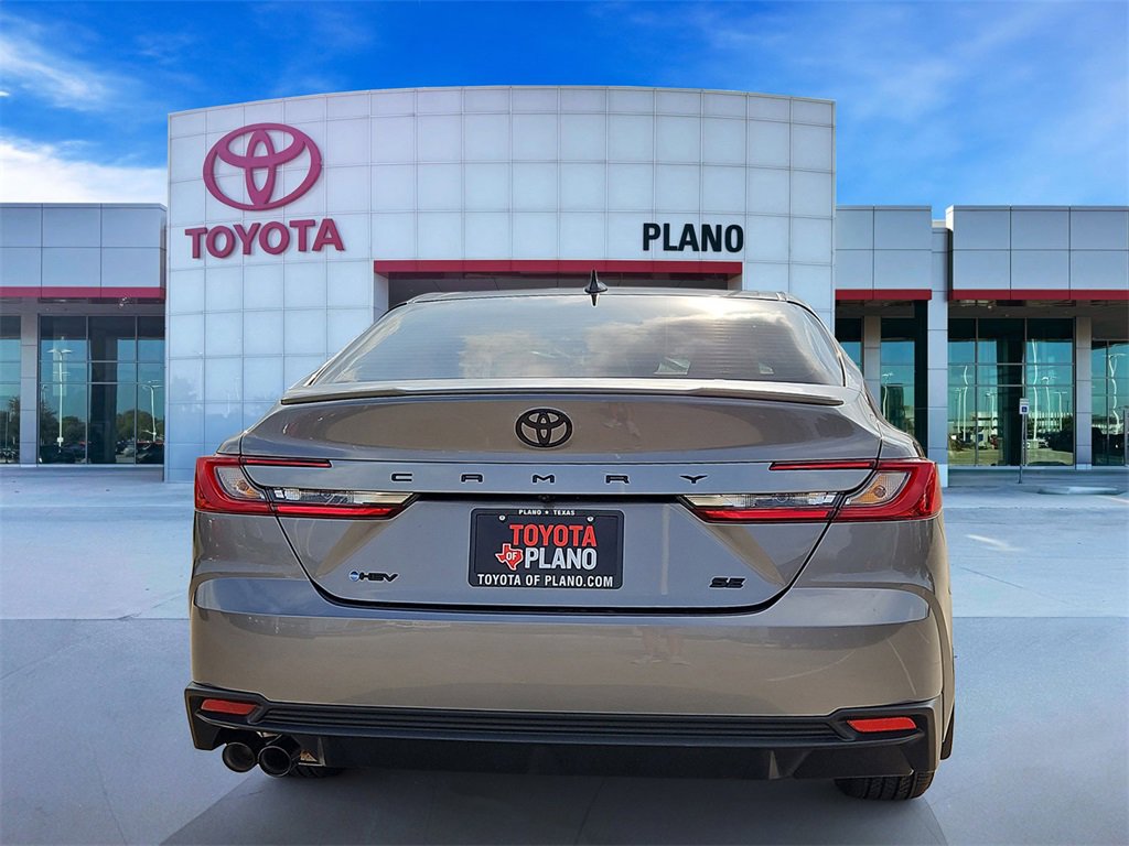 2026 Toyota Camry SE photo 2