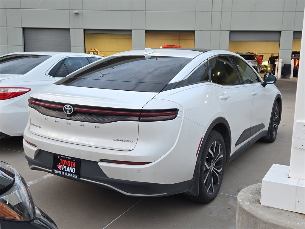 2024 Toyota Crown Limited photo 3