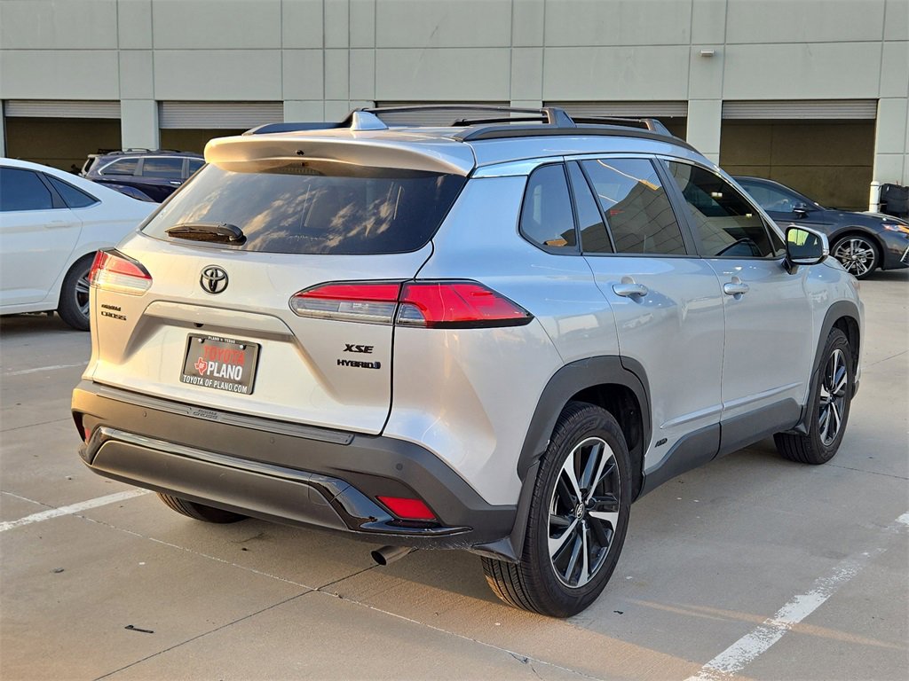 2024 Toyota Corolla Hybrid XSE photo 3